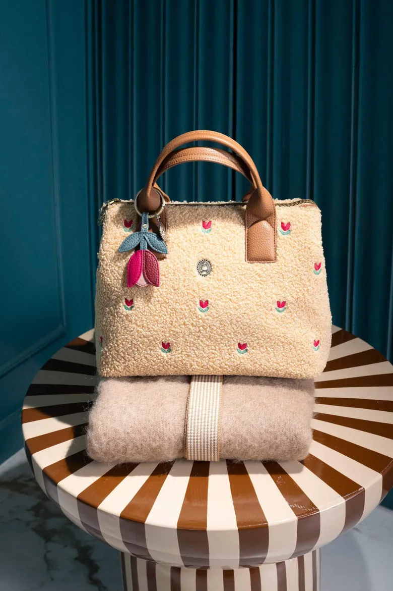 Handtasche Fia Mittelgroß Teddy Sand