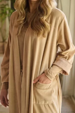 Naomi Kimono Velvet Beige