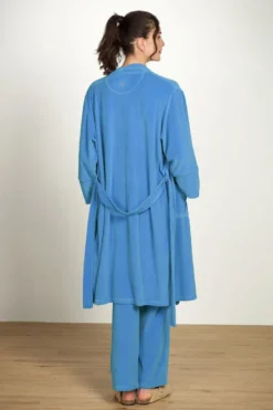 Naomi Kimono Velvet Blau