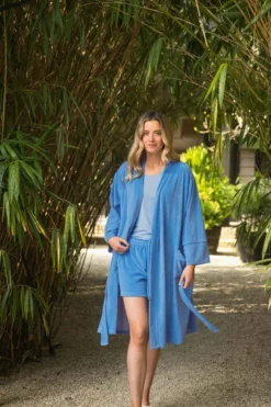 Naomi Kimono Velvet Blau