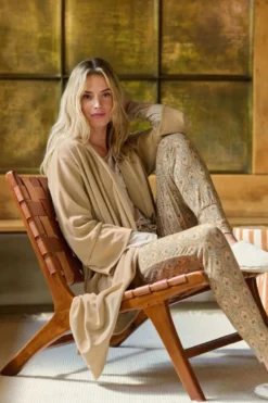 Naomi Kimono Velvet Sand