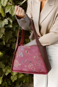 Schultertasche Filou Mittelgroß Bodhi Flower Rot