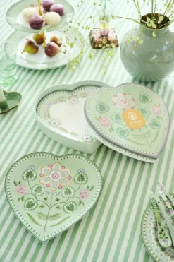 Set/2 Herz Form Teller Lily&Lotus Hell Grün 21.5cm
