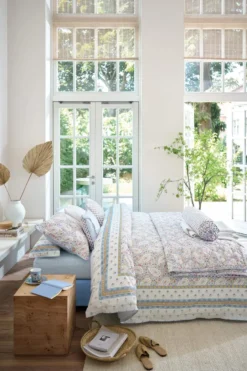 Zierkissen Quilted Kairi Bloom Hellblau
